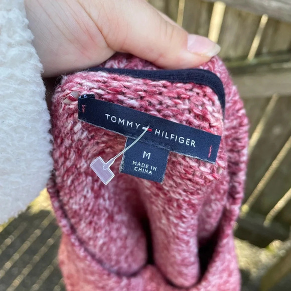 TOMMY HILFIGER RED MARLED CABLE KNIT SWEATER - Picture 3 of 4